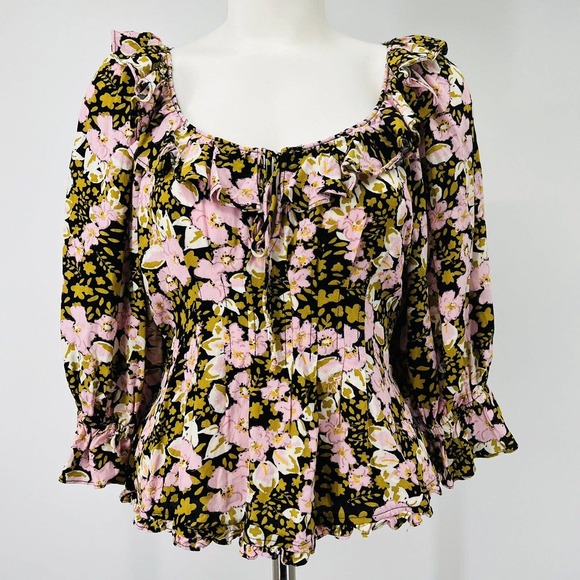 Free People Tops - Free People Sweet Memories Black Multi Floral Print Ruffled Puff Sleeve Top